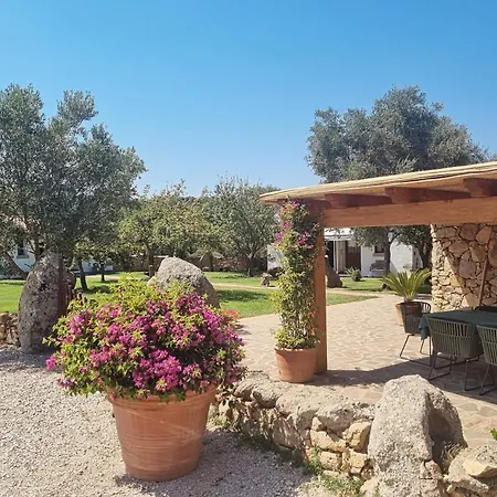 Agliuledda Sara&luigi Sant'Antonio di Gallura